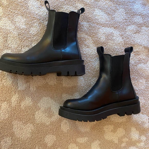 SHEIN Shoes - Shein Chelsea boot